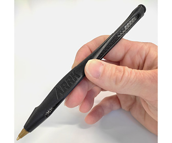 Prototipo de bolígrafo impreso en resina rígida LCD